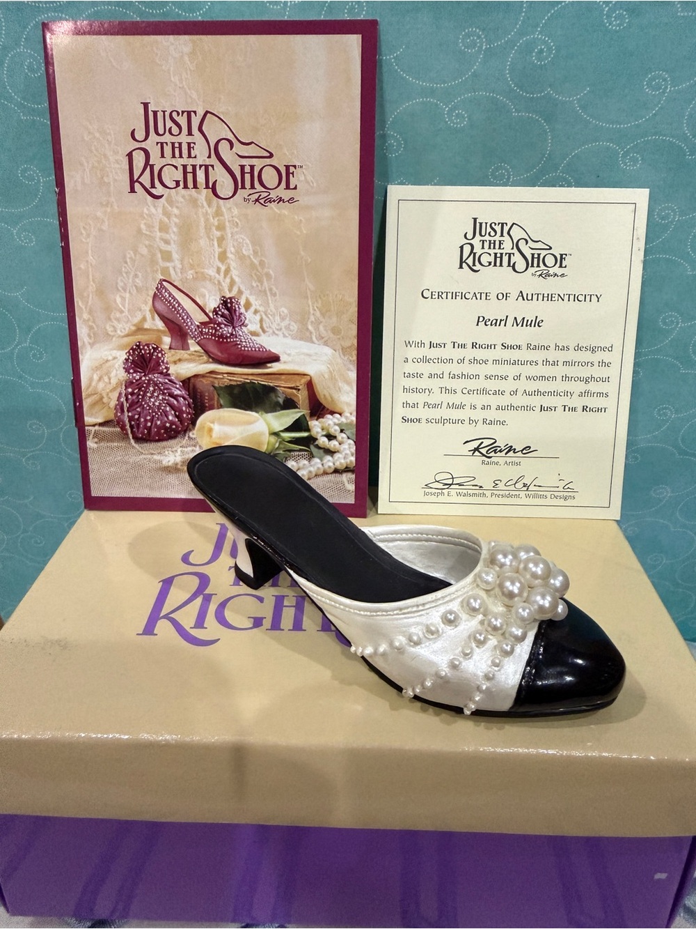Just the Right Shoe “Pearl Mule” #25010" (1998) Collectible Shoe
